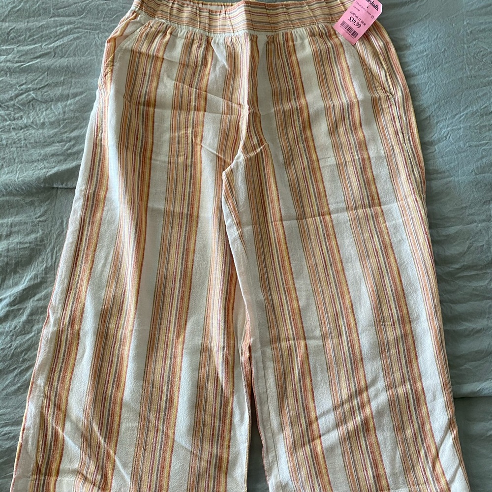 Women’s striped Capri pants